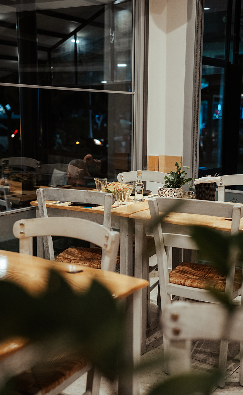 potiraki-home-800x1300